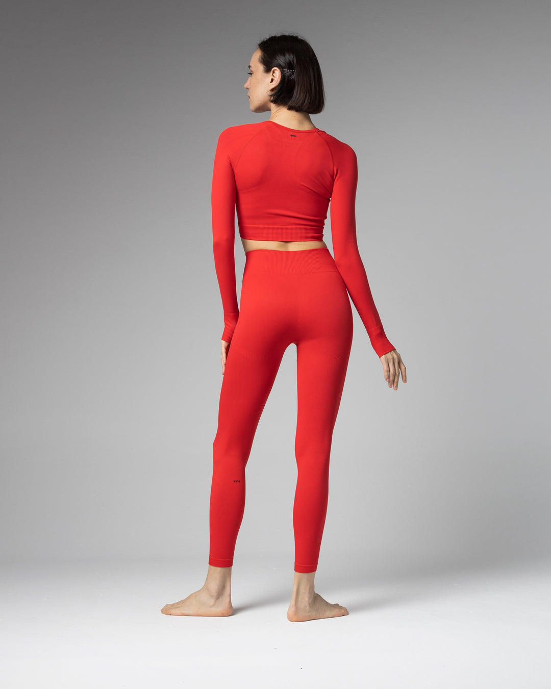 Seamless 0.2 Long Sleeve Crop Top (Red)